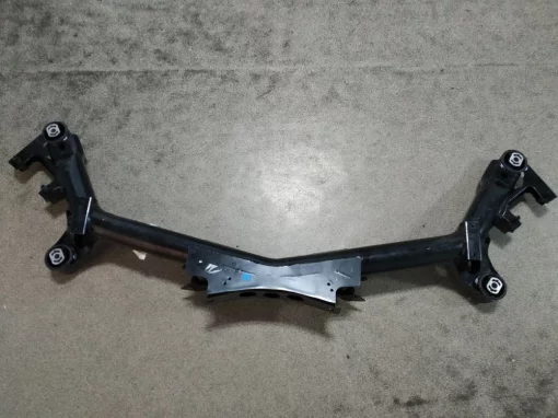 Балка задня в зборі 10001388