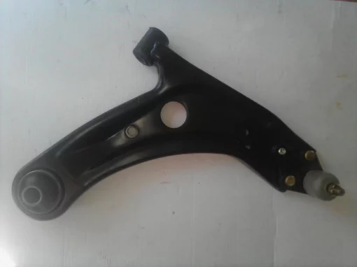 Важіль передній правий 2904200-G08