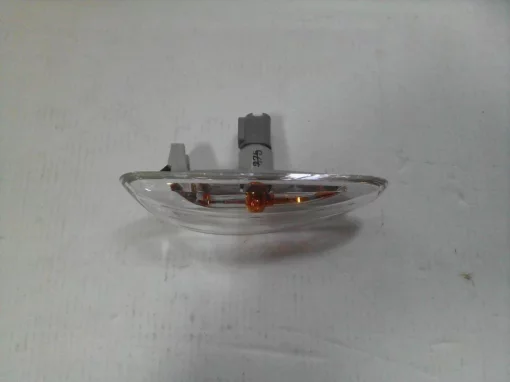 Покажчик повороту на крилі лівий 50018860