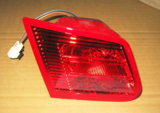 Ліхтар задній лівий внутрішній (противотуманка) 50018870
