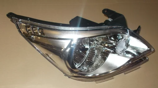 Фара передня права 52020801