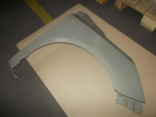 Крыло переднее правое 52035067