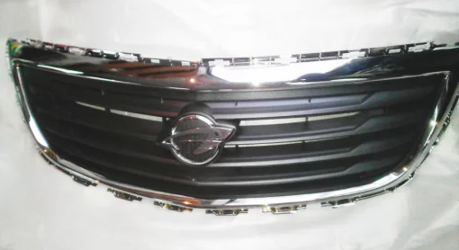 Решетка радиатора передняя 52117078