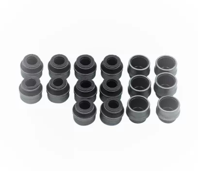 Сальники клапанов 16шт 1007024-26L